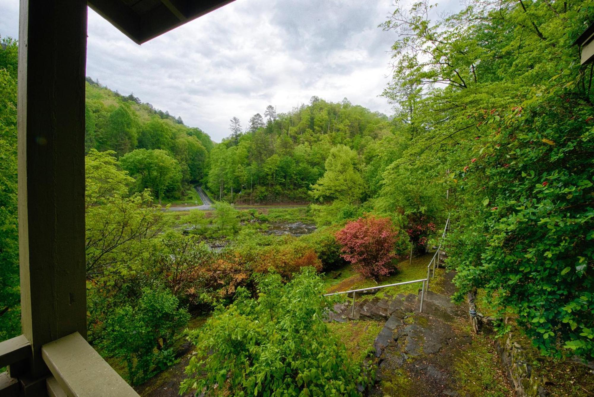 Historic Tapoco Lodge Resort Exterior photo